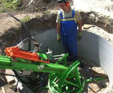 Общий вид на сборный колодец кластерного геотермального поля в процессе